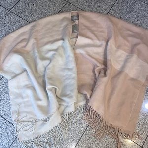 SOIA & KYO Woven scarfigan blanket w/ fringe in pink, cream, and light tan.